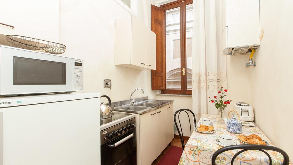 Domus Minervae Apartment Rome Bilik gambar
